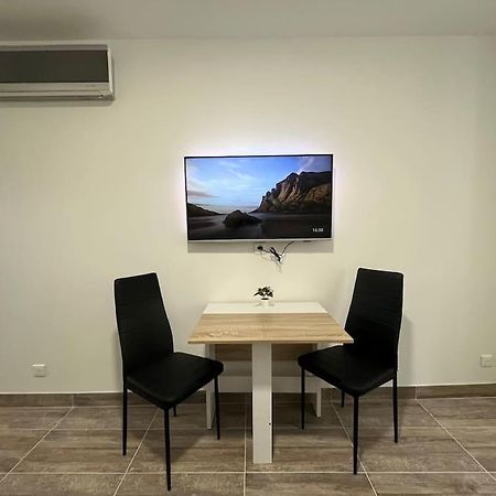 Superbe Appartement A 15 Min De Lyon Saint-Fons Exterior foto